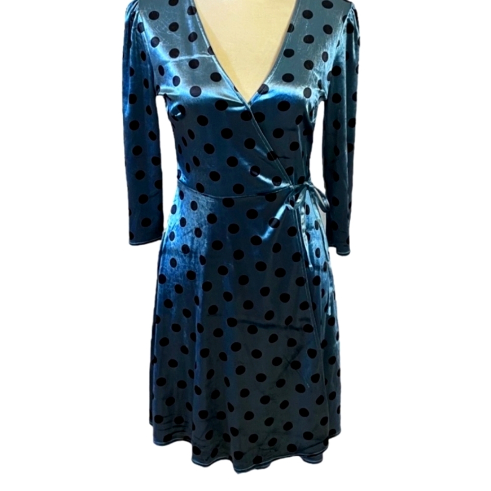 Gilli Velour Polka Dot Full Wrap Dress NWT